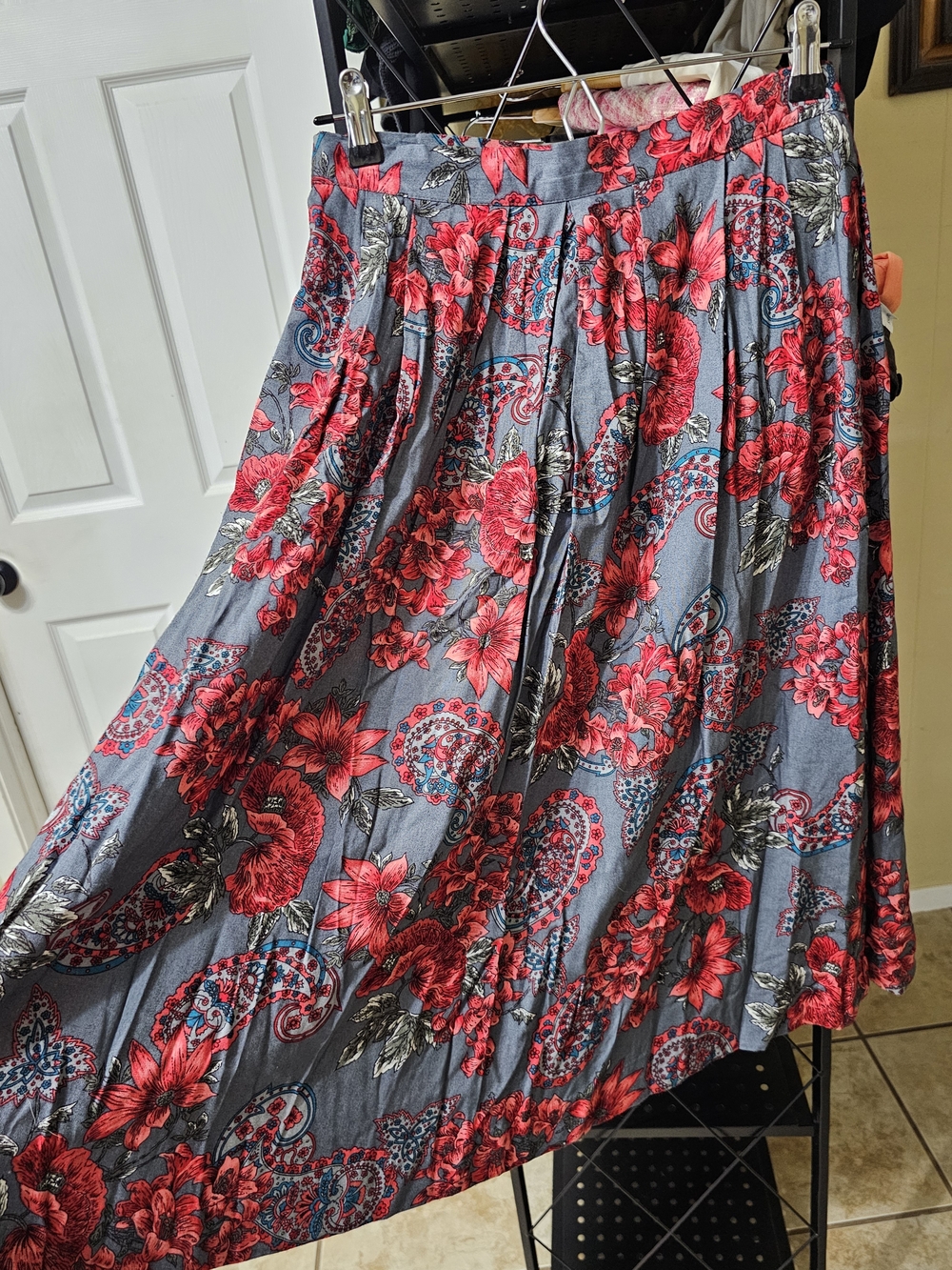 Floral Midi Skirt in Gray with Red Print, Made In The USA - Picture 2 of 8